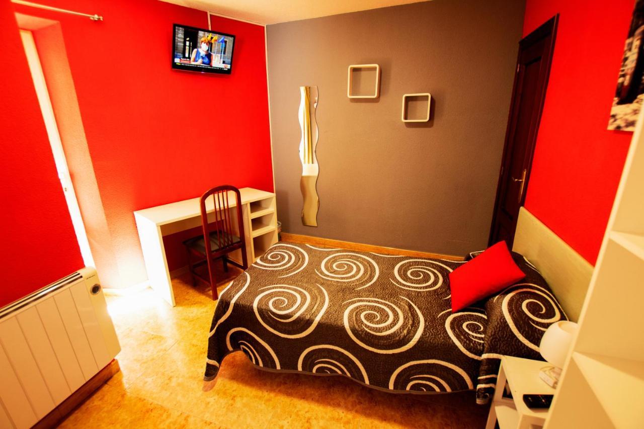 Residencia Salamanca Universitaria Hotel ภายนอก รูปภาพ